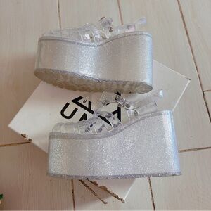 UNIF Rare Jellies Platform Jelly Sandals - Silver